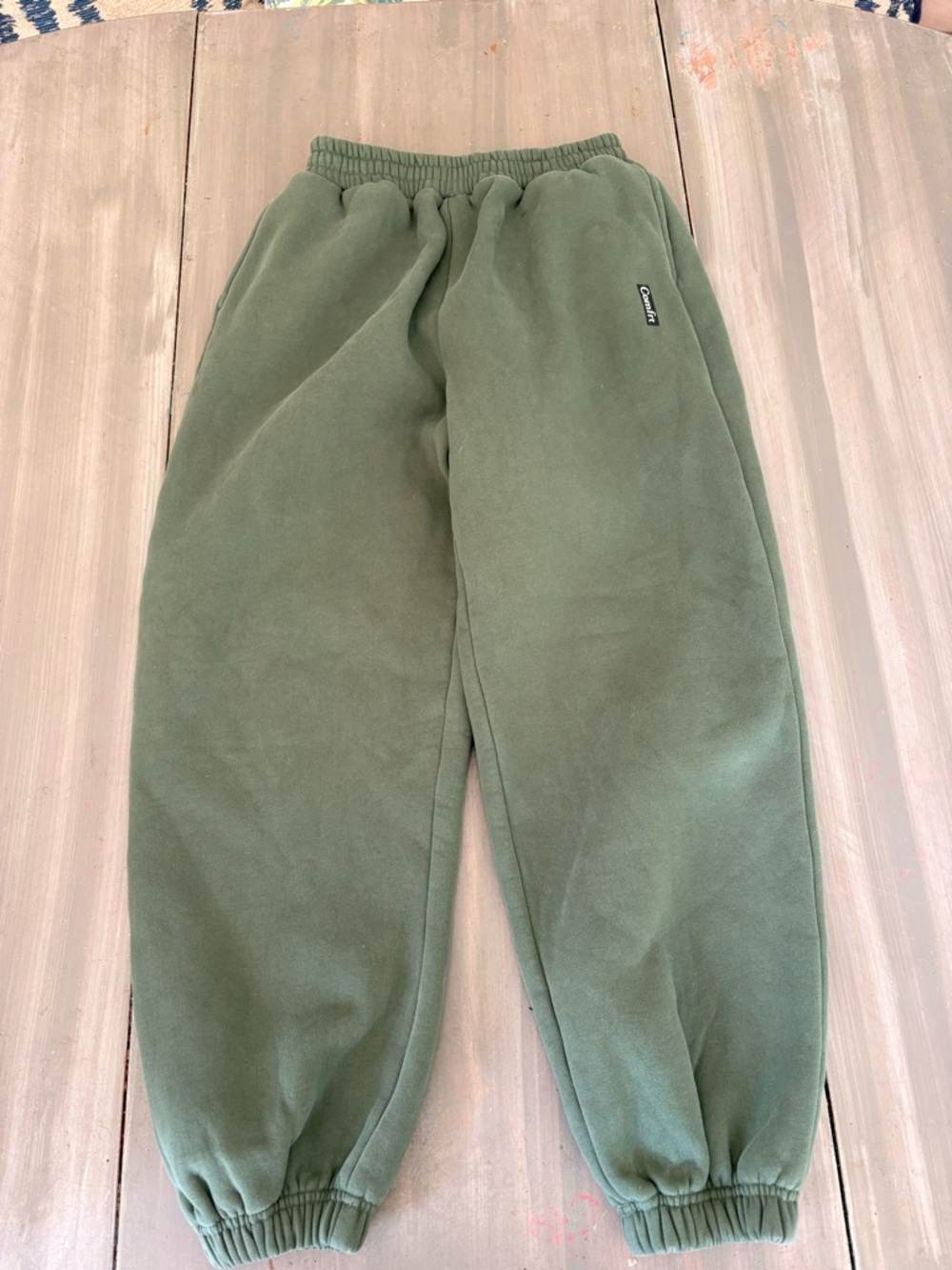 Comfrt kids sweats